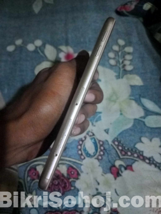 Samsung galaxy j7